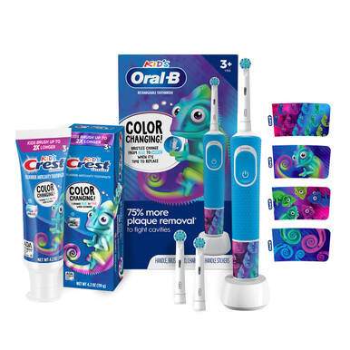 Crest + Oral-B Kids Cavity Protection Multi- Pack - Zestaw- szczoteczka elektryczna do zębów, wymienne końcówki i pasta